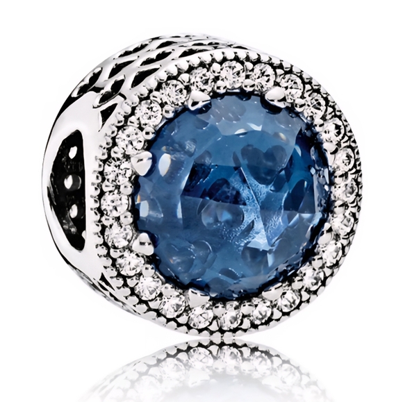 EUC Authentic Pandora Radiant Hearts Charm With Moonlight Blue Crystal RETIRED